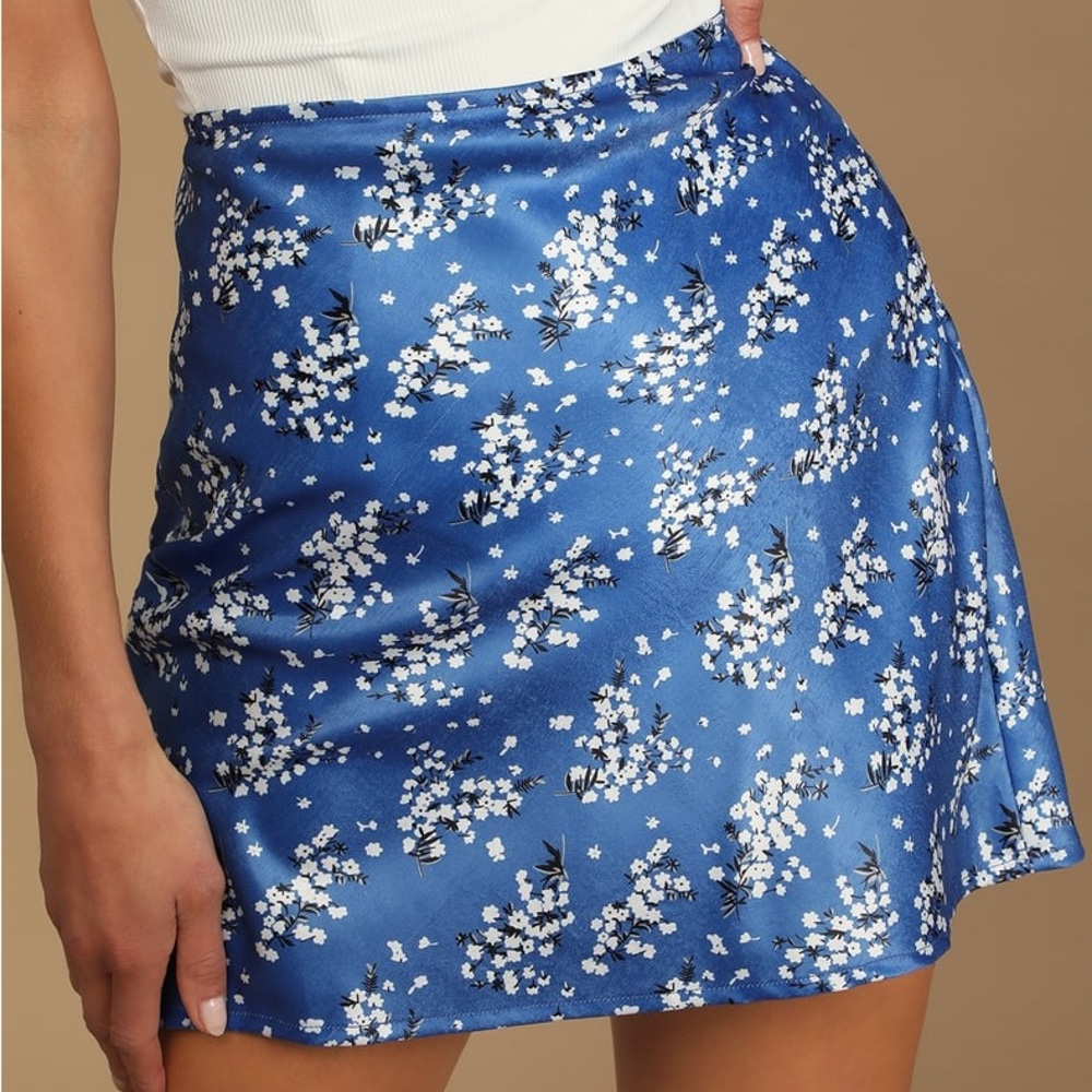 Lulu’s Blue Floral Print Satin Mini Skirt